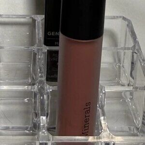 Gen Nude Matte Liquid Lipstick in Friendship